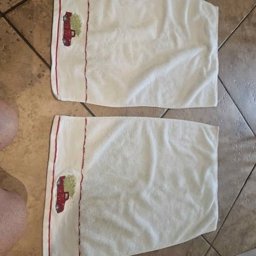 Grammercy Christmas Red Truck and Tree Hand Towels